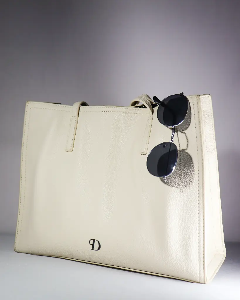 The Delacour Tote