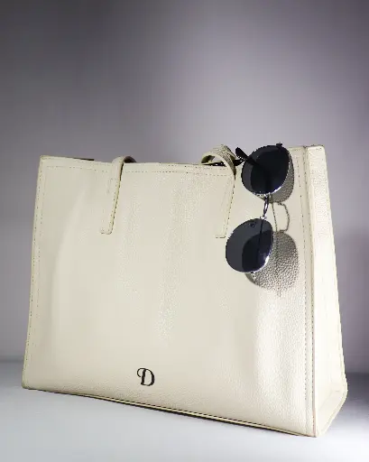 The Delacour Tote